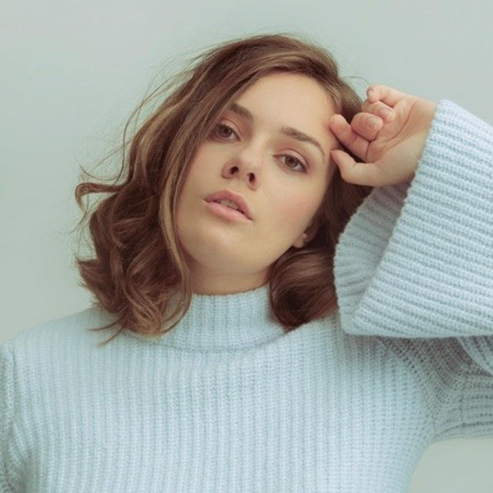 Emelie Hollow