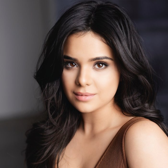 Gabriella Flores