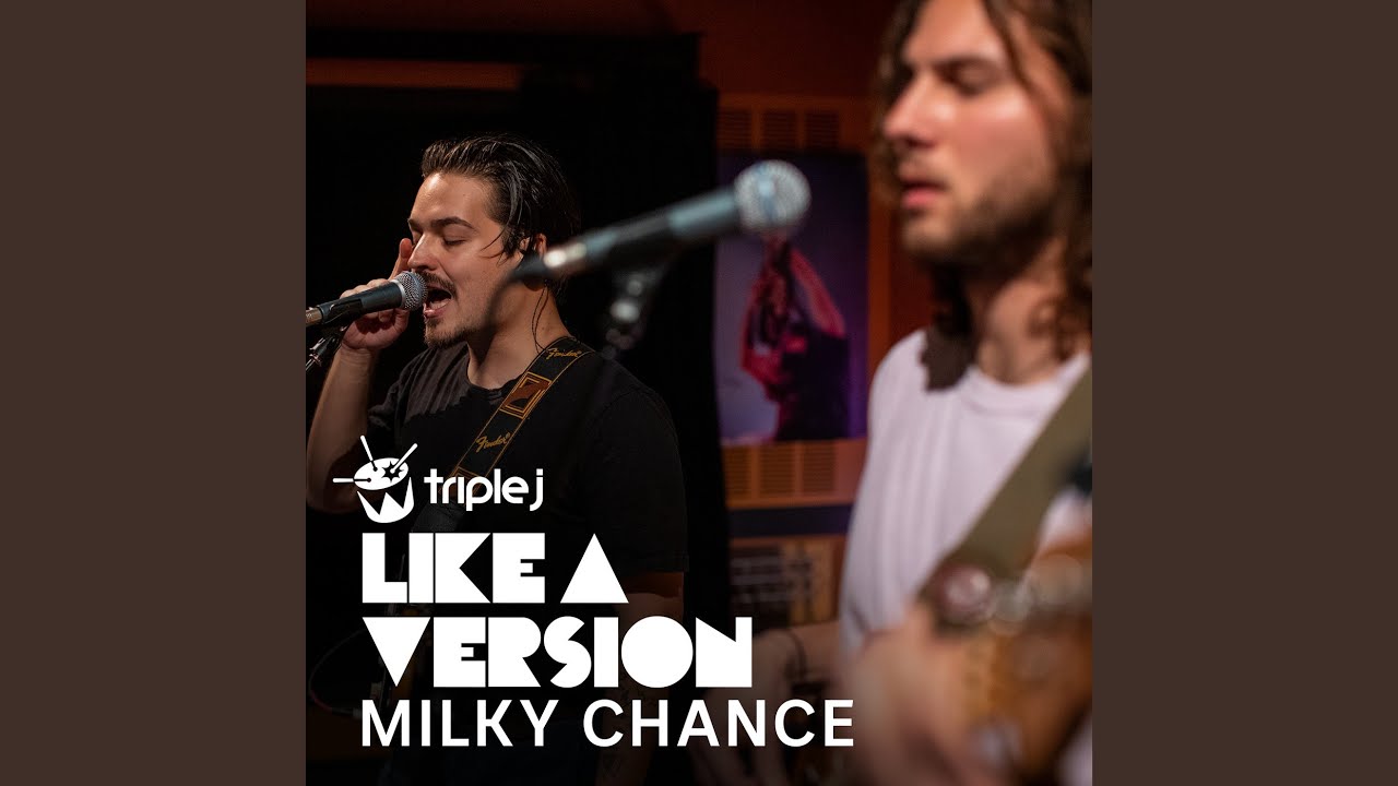 Cover van Stolen Dance (live)