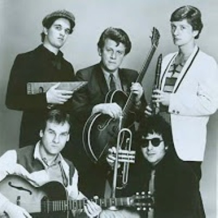 Squeeze - Melody Motel