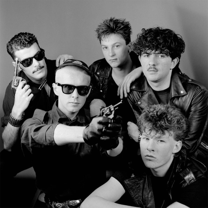 Frankie Goes To Hollywood - Two Tribes (Carnage Mix)