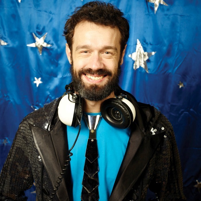 Groovejet (if This Ain't Love)