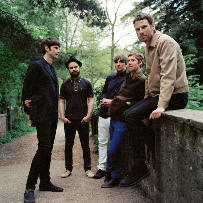 Kaiser Chiefs - HOLE IN MY SOUL 
