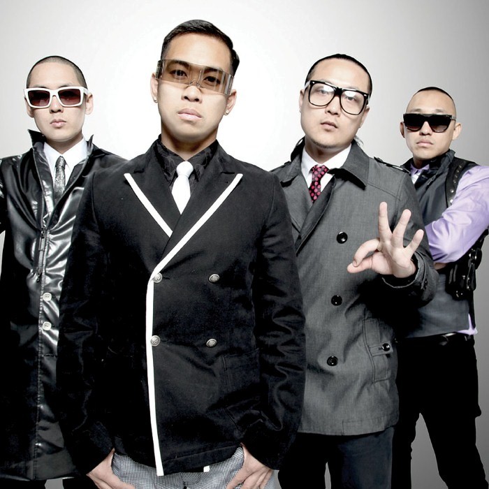 Get Up (rattle) [feat. Far East Movement]