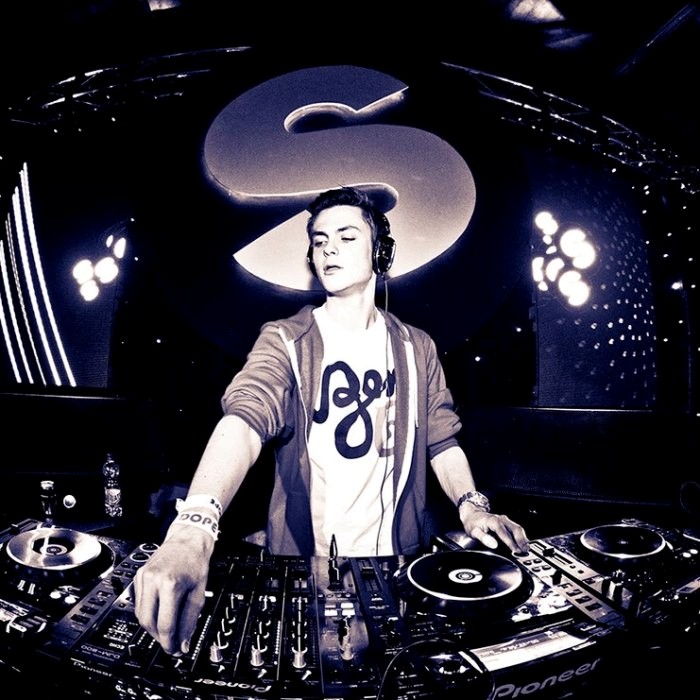 High On Life (feat. Bonn)