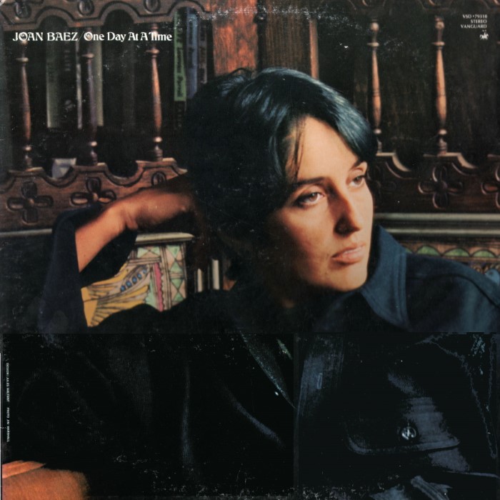 Joan Baez - SWEET SIR GALAHAD (LIVE)